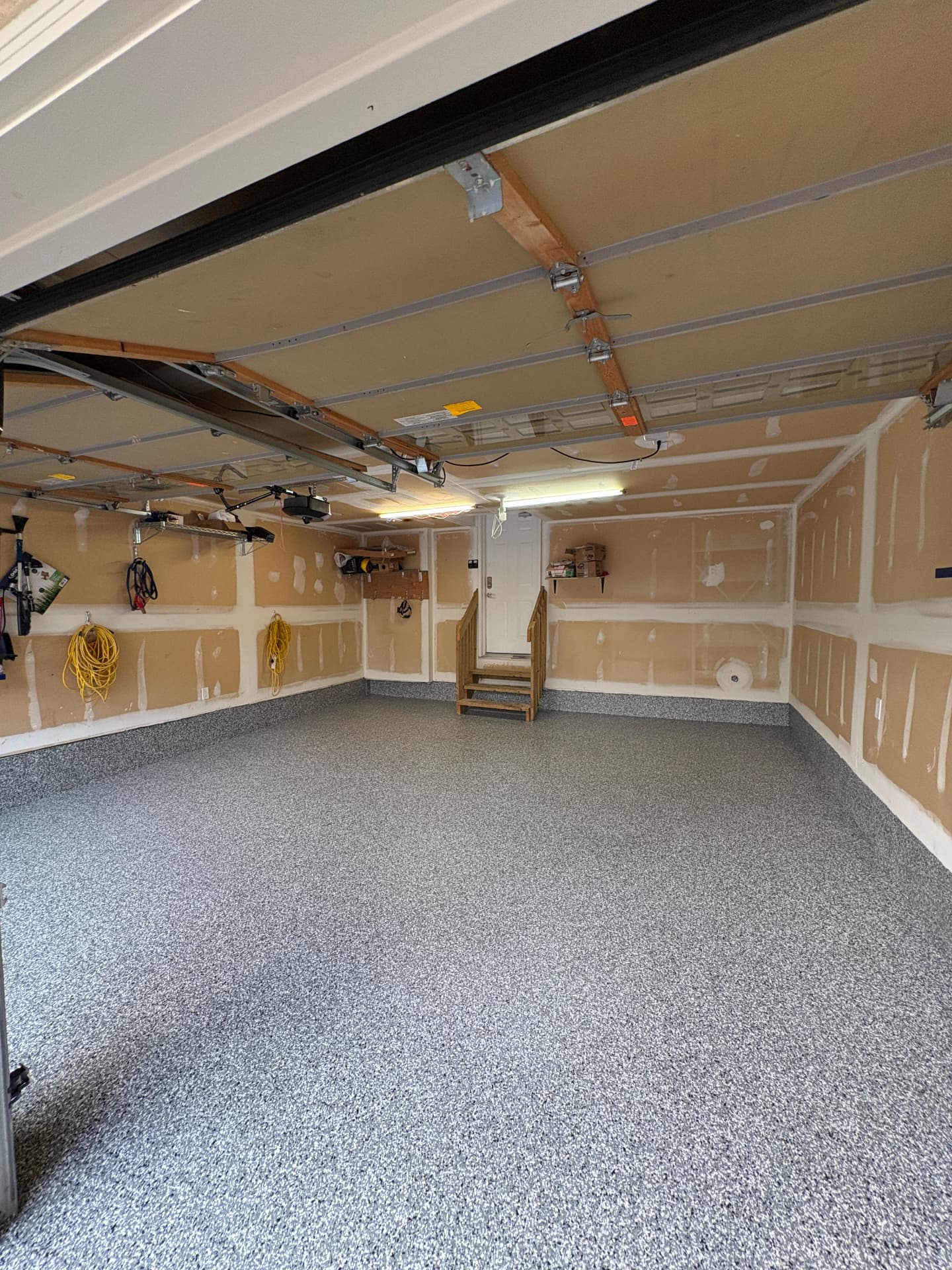Grey flake epoxy garage floor