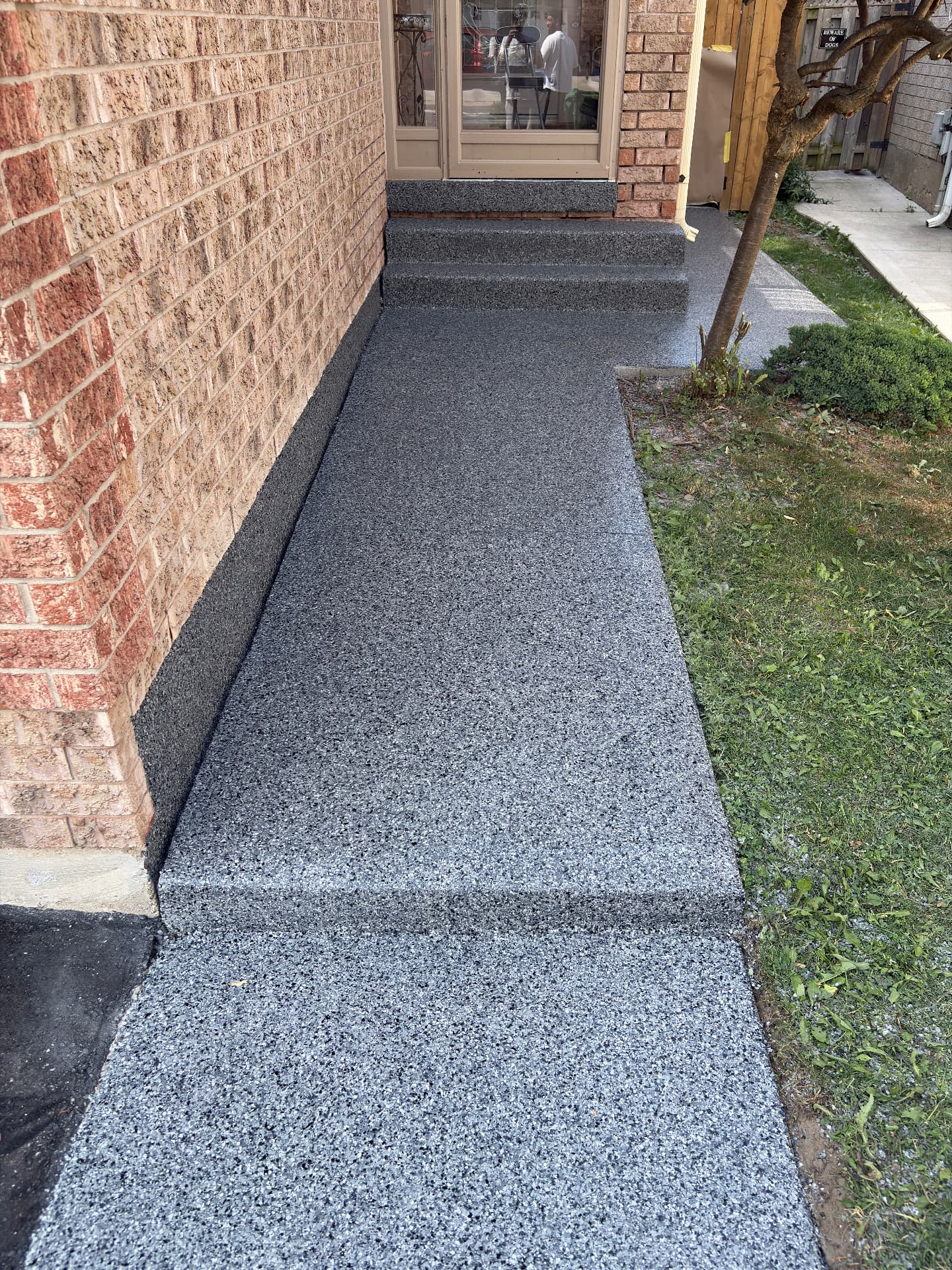 Dark flake epoxy walkway and steps